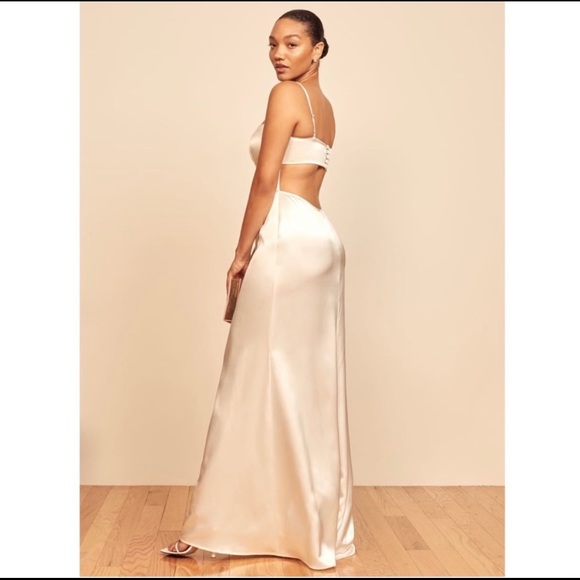 Reformation Pisco dress - White Satin | Size: 2 - Picture 3 of 7